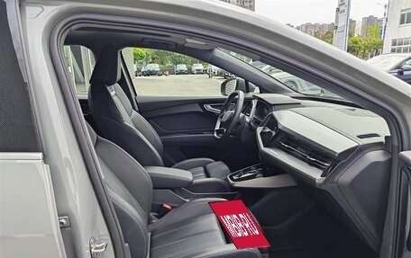 Audi Q4 e-tron, 2024 год, 5 000 000 рублей, 15 фотография