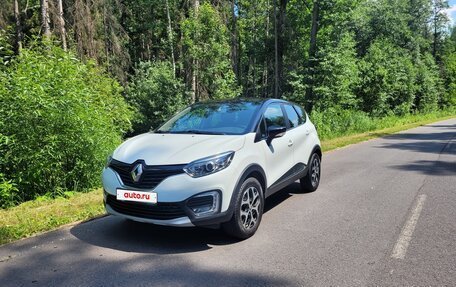 Renault Kaptur I рестайлинг, 2017 год, 1 630 000 рублей, 28 фотография