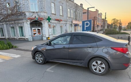 Hyundai Solaris II рестайлинг, 2016 год, 500 000 рублей, 3 фотография