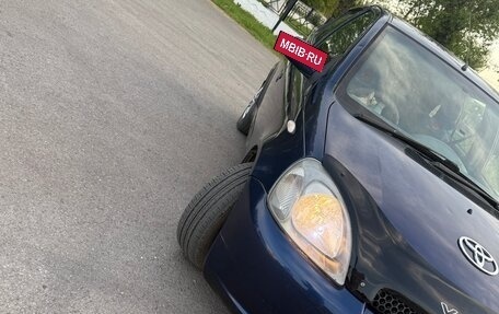 Toyota Vitz, 2001 год, 380 000 рублей, 3 фотография