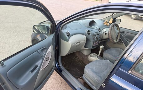 Toyota Vitz, 2001 год, 380 000 рублей, 13 фотография