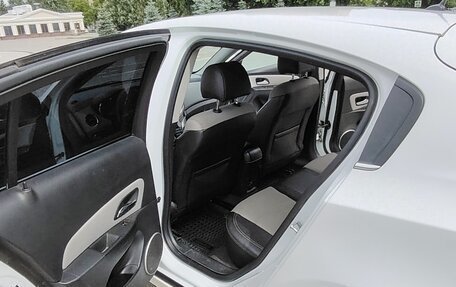 Chevrolet Cruze II, 2013 год, 750 000 рублей, 9 фотография
