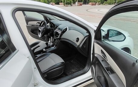 Chevrolet Cruze II, 2013 год, 750 000 рублей, 11 фотография