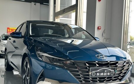 Hyundai Elantra, 2022 год, 1 230 000 рублей, 4 фотография