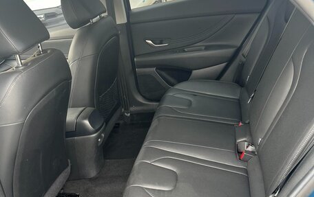 Hyundai Elantra, 2022 год, 1 230 000 рублей, 12 фотография