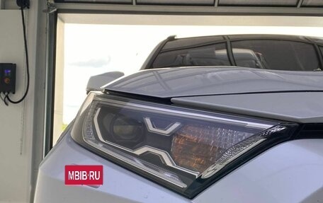 Toyota RAV4, 2020 год, 3 250 000 рублей, 21 фотография