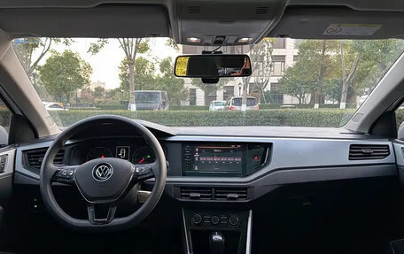 Volkswagen Polo, 2021 год, 1 000 000 рублей, 12 фотография