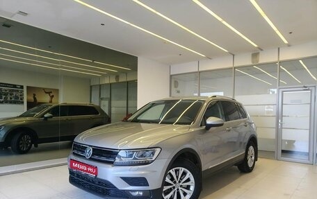 Volkswagen Tiguan II, 2018 год, 2 720 000 рублей, 1 фотография