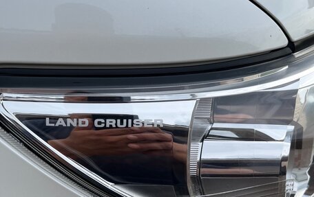 Toyota Land Cruiser Prado 150 рестайлинг 2, 2021 год, 4 500 000 рублей, 10 фотография