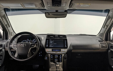 Toyota Land Cruiser Prado 150 рестайлинг 2, 2021 год, 6 990 000 рублей, 14 фотография