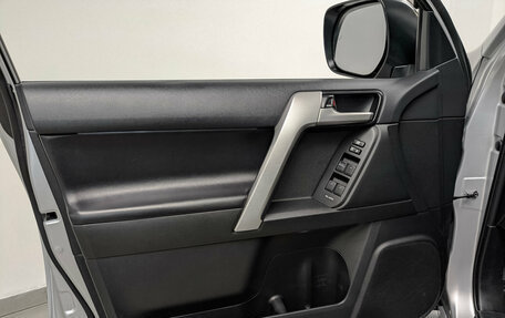 Toyota Land Cruiser Prado 150 рестайлинг 2, 2021 год, 6 990 000 рублей, 18 фотография