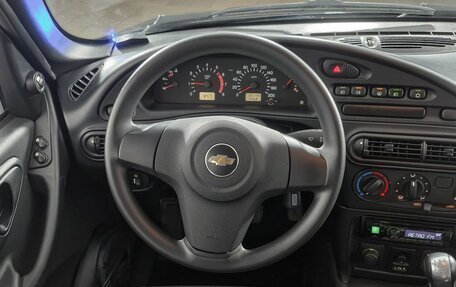 Chevrolet Niva I рестайлинг, 2015 год, 799 000 рублей, 14 фотография