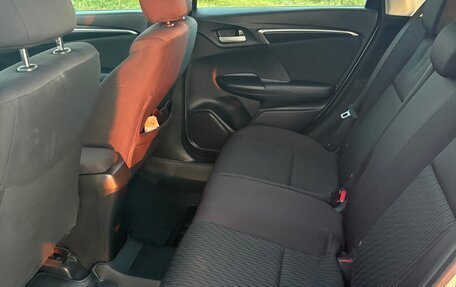 Honda Fit III, 2019 год, 1 500 000 рублей, 10 фотография