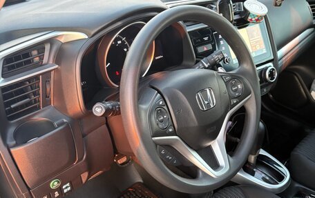 Honda Fit III, 2019 год, 1 500 000 рублей, 5 фотография
