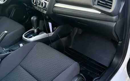 Honda Fit III, 2019 год, 1 500 000 рублей, 16 фотография
