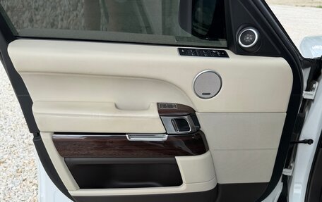 Land Rover Range Rover IV рестайлинг, 2013 год, 3 729 000 рублей, 26 фотография