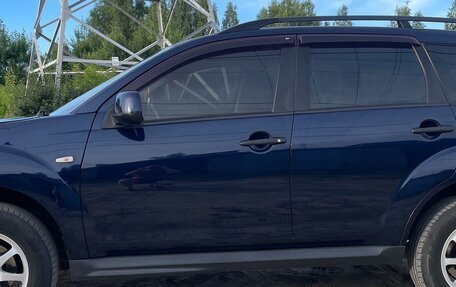 Mitsubishi Outlander III рестайлинг 3, 2010 год, 1 100 000 рублей, 5 фотография