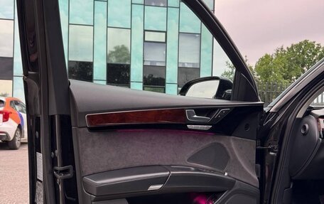 Audi A8, 2011 год, 1 670 000 рублей, 14 фотография