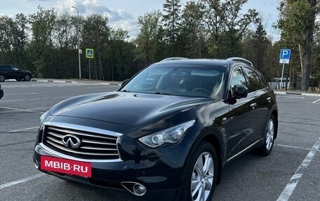 Infiniti QX70, 2016 год, 3 500 000 рублей, 2 фотография