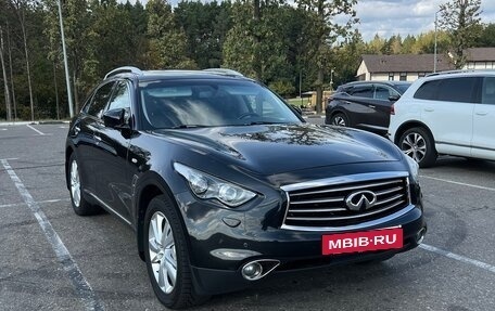 Infiniti QX70, 2016 год, 3 500 000 рублей, 3 фотография