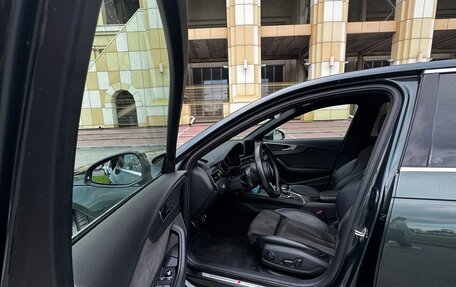 Audi A4, 2018 год, 2 770 000 рублей, 2 фотография