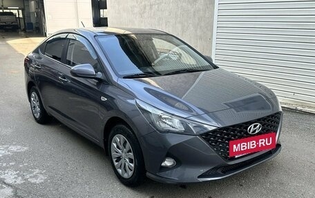 Hyundai Solaris II рестайлинг, 2021 год, 1 350 000 рублей, 3 фотография