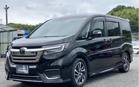 Honda Stepwgn IV, 2021 год, 1 740 000 рублей, 3 фотография