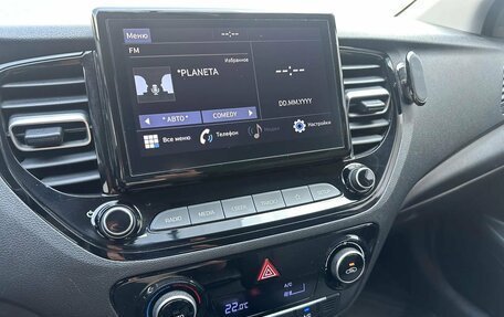 Hyundai Solaris II рестайлинг, 2021 год, 1 350 000 рублей, 12 фотография