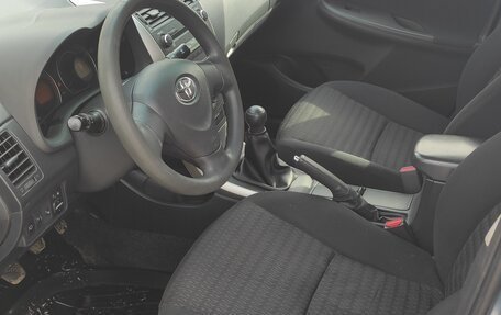 Toyota Corolla, 2007 год, 650 000 рублей, 10 фотография
