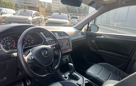 Volkswagen Tiguan II, 2018 год, 2 270 000 рублей, 9 фотография