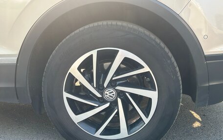Volkswagen Tiguan II, 2018 год, 2 270 000 рублей, 8 фотография