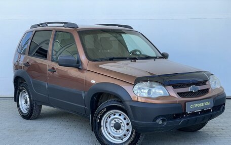 Chevrolet Niva I рестайлинг, 2018 год, 648 000 рублей, 3 фотография