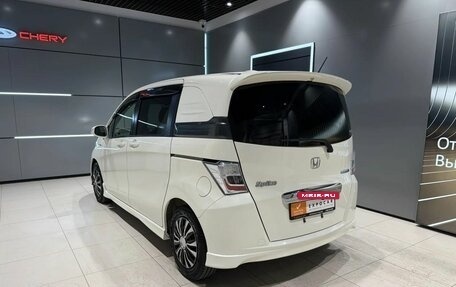 Honda Freed I, 2012 год, 990 000 рублей, 3 фотография