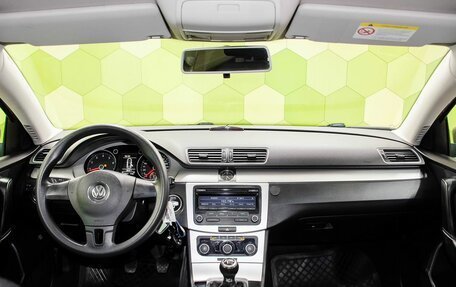 Volkswagen Passat B7, 2011 год, 1 149 000 рублей, 13 фотография