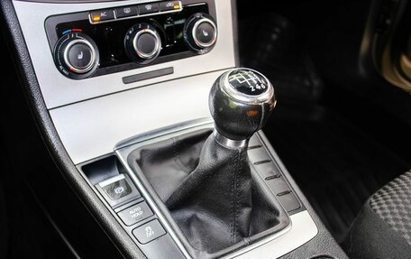 Volkswagen Passat B7, 2011 год, 1 149 000 рублей, 18 фотография