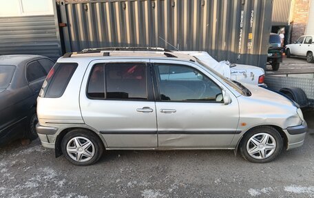 Toyota Raum I, 2001 год, 120 000 рублей, 4 фотография