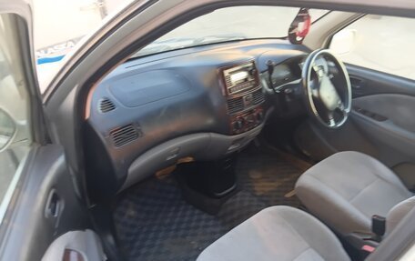 Toyota Raum I, 2001 год, 120 000 рублей, 7 фотография