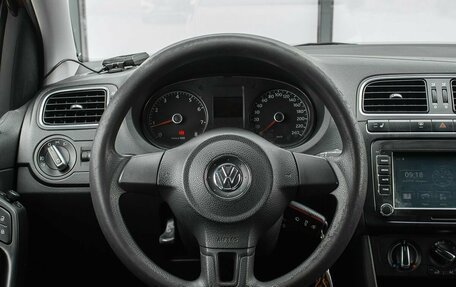 Volkswagen Polo VI (EU Market), 2011 год, 620 000 рублей, 14 фотография