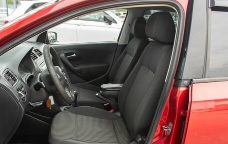 Volkswagen Polo VI (EU Market), 2011 год, 620 000 рублей, 11 фотография