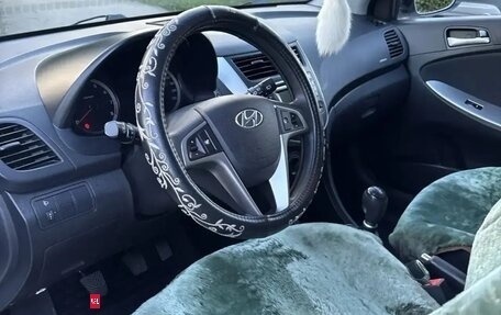 Hyundai Solaris II рестайлинг, 2015 год, 950 000 рублей, 7 фотография