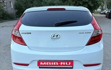 Hyundai Solaris II рестайлинг, 2015 год, 950 000 рублей, 8 фотография