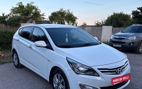 Hyundai Solaris II рестайлинг, 2015 год, 950 000 рублей, 12 фотография