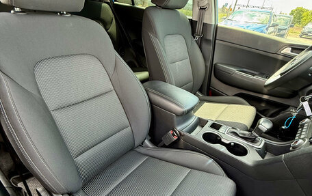KIA Sportage IV рестайлинг, 2019 год, 2 335 000 рублей, 10 фотография