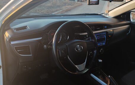 Toyota Corolla, 2013 год, 1 450 000 рублей, 5 фотография