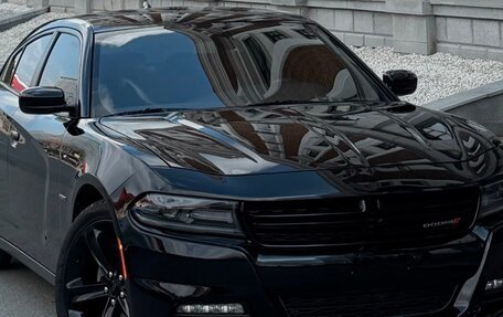 Dodge Charger, 2017 год, 3 800 000 рублей, 4 фотография