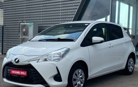 Toyota Vitz, 2019 год, 855 000 рублей, 1 фотография