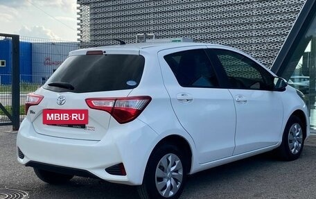 Toyota Vitz, 2019 год, 855 000 рублей, 6 фотография