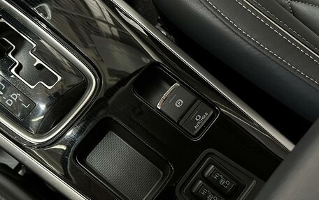 Mitsubishi Outlander III рестайлинг 3, 2022 год, 2 500 000 рублей, 18 фотография
