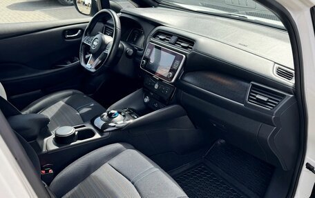 Nissan Leaf II, 2020 год, 2 550 000 рублей, 11 фотография