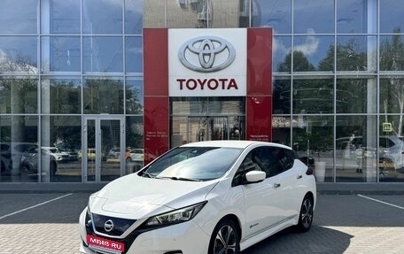 Nissan Leaf II, 2020 год, 2 550 000 рублей, 1 фотография